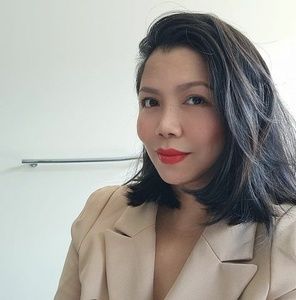 Meet your Posher, Van